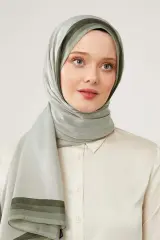 Açık Haki Renk Geçişli Kehribar Şal