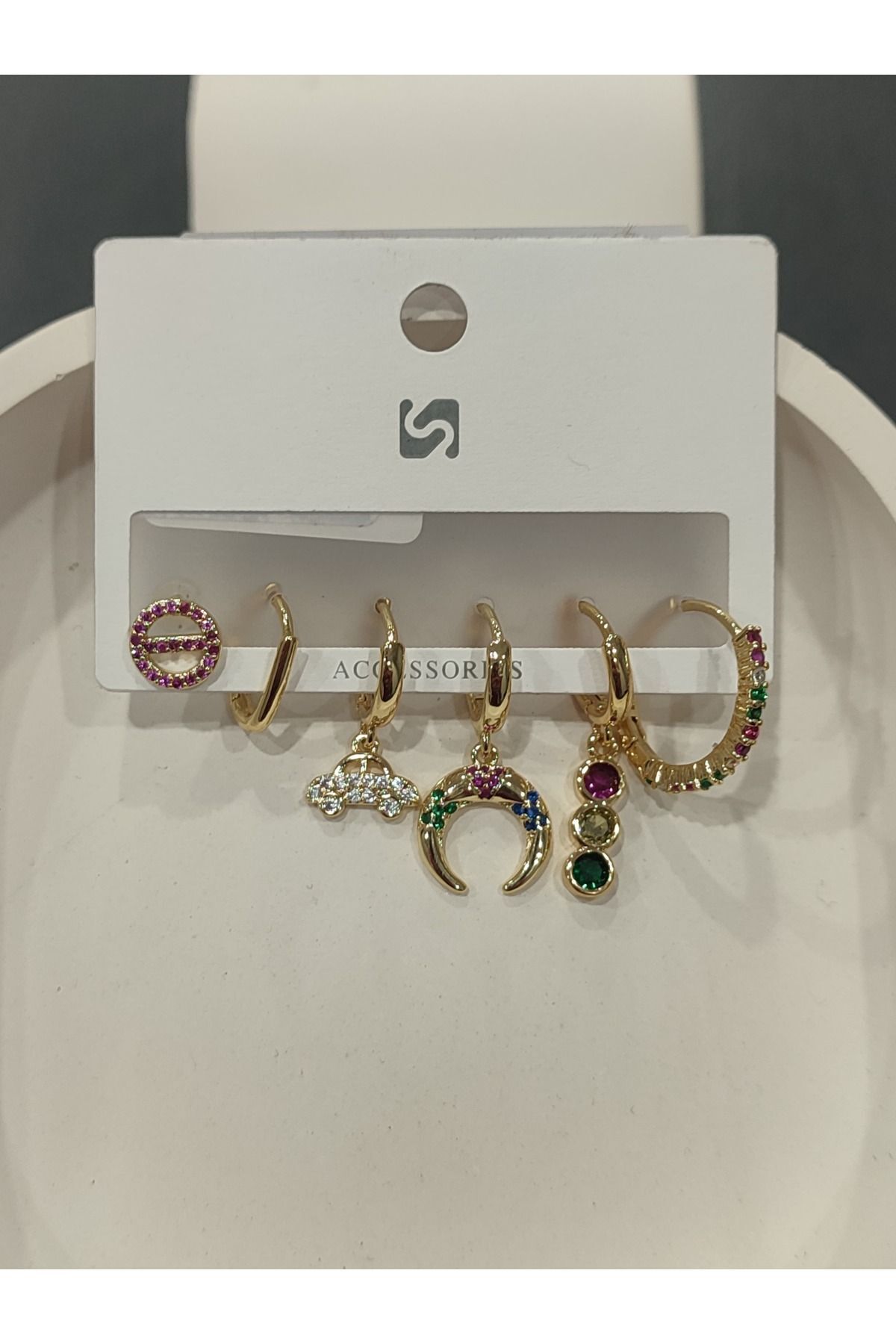 Bijuteri Gold Taşlı - İncili - Kalp ve Kelebek Desenli Sallantılı Çoklu Metal Kadın Küpe Jewelry