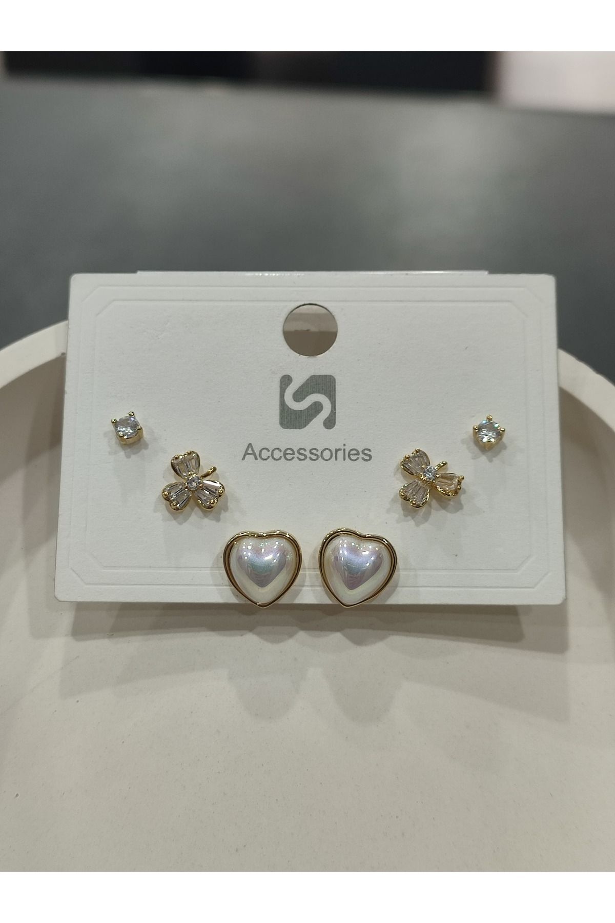 Bijuteri Gold Taşlı - İncilii Sallantılı Çoklu Metal Kadın Küpe Jewelry