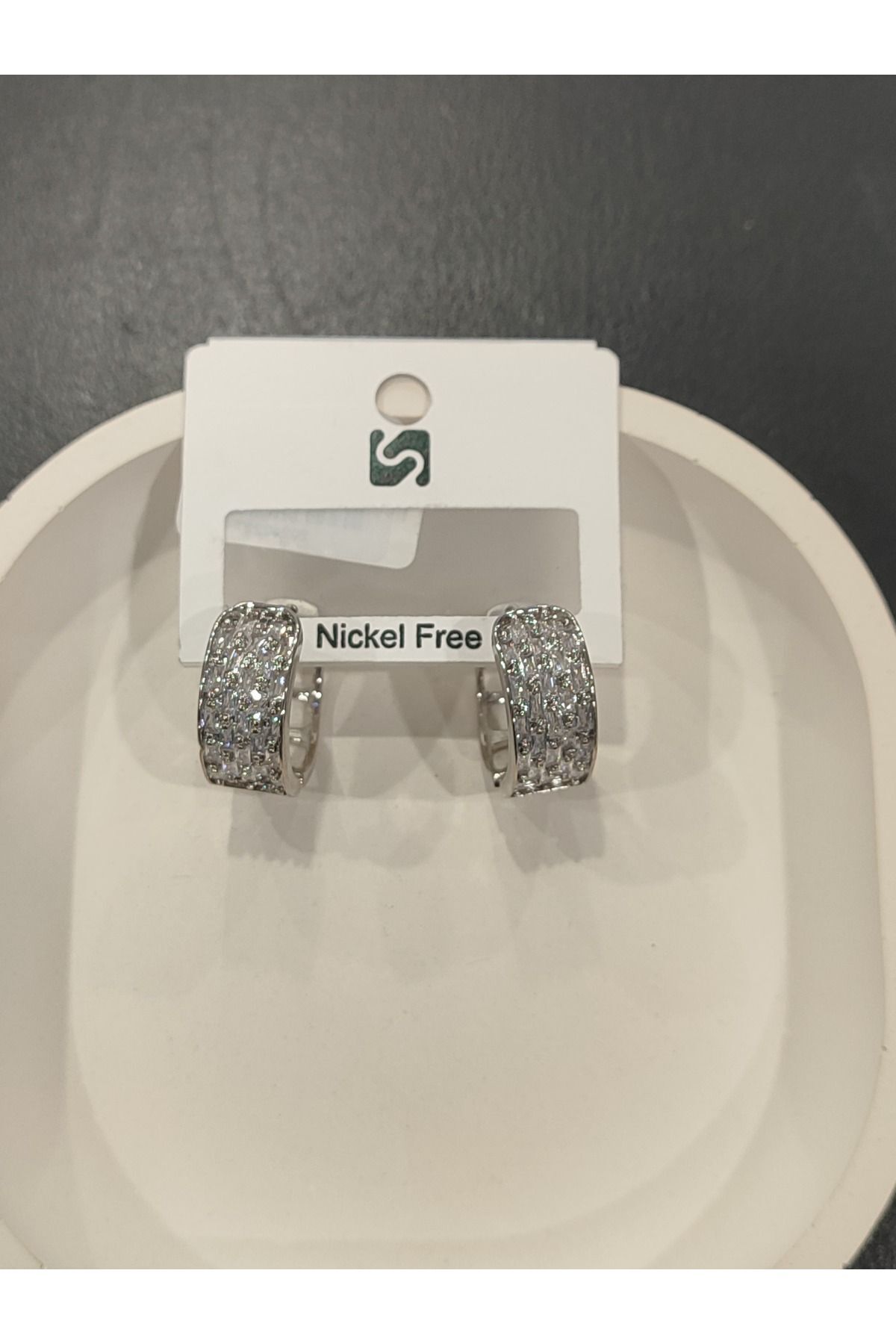 Bijuteri Gümüş Renk Taşlı ve İncili Metal Kadın Küpe