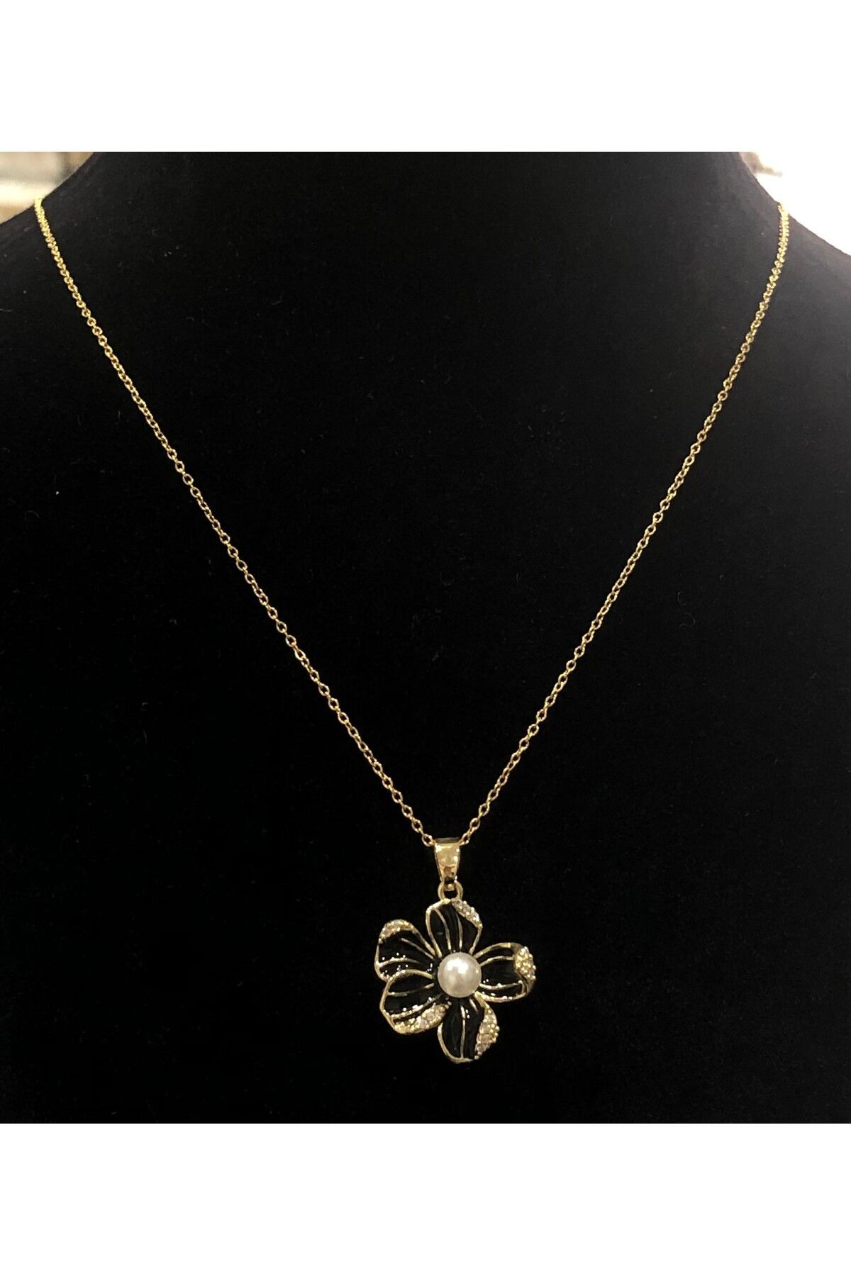 Paslanmaz Çelik Gold Taşlı İncili İşlemeli - Desenli Kadın Kolye